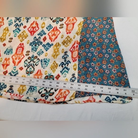 FARMERS MARKET by One World Mix Ikat Printed Woven Crochet Detailed Blouse Ivory - Picture 10 of 10